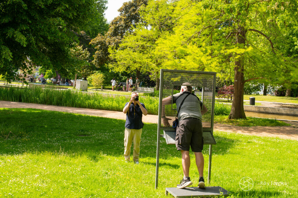 Fotografen aan het werk in het park